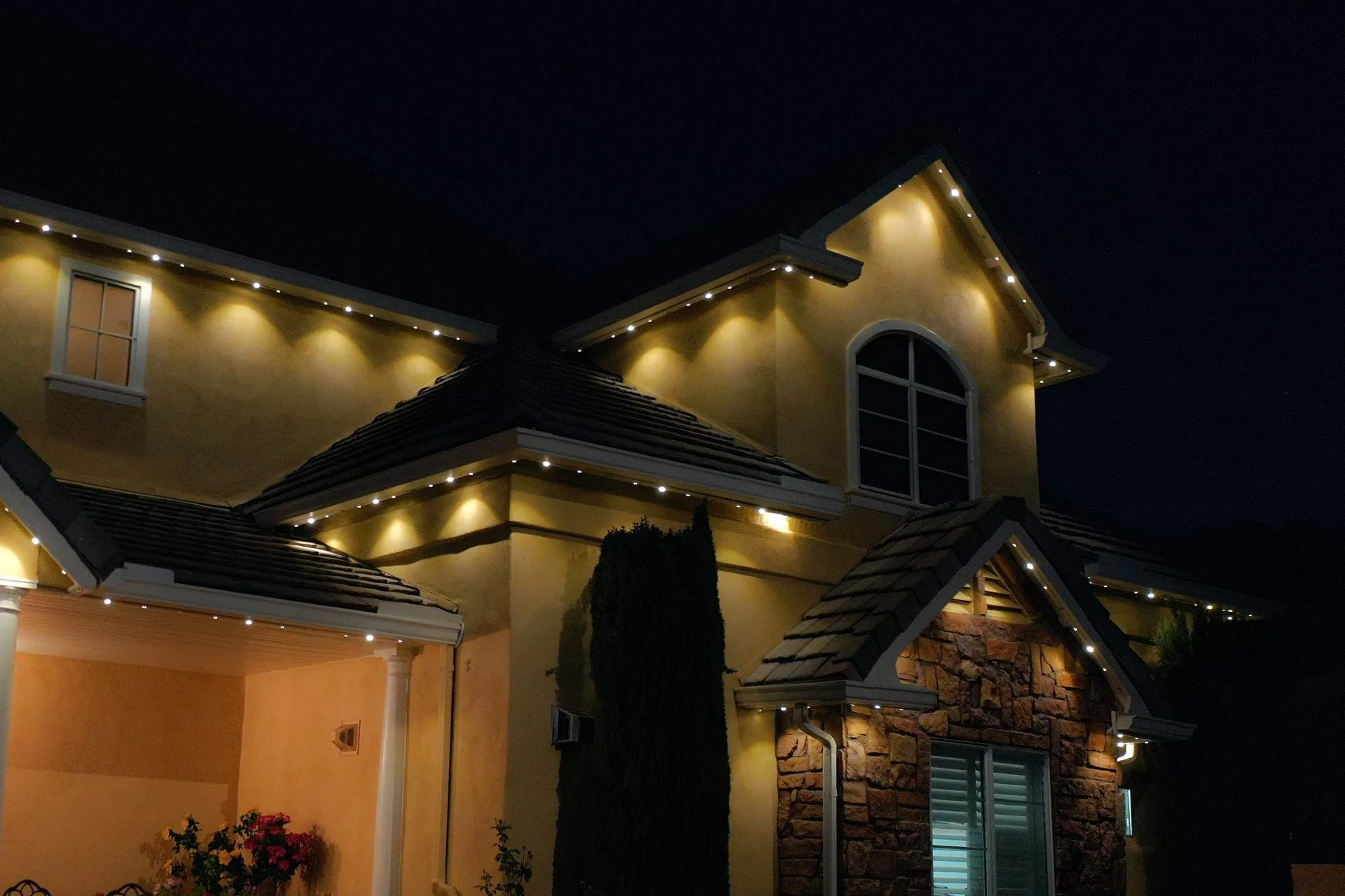 Residential permanent LED installation
